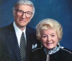 Lee and Toni Leichtag