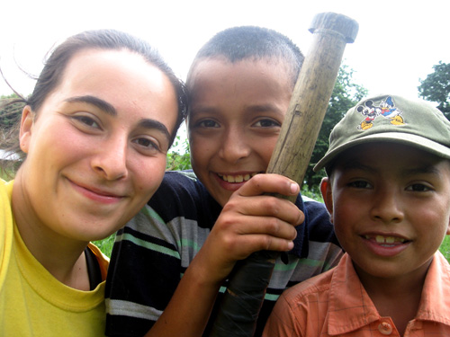 3Ana Reyes, Lester Orozco, Edgar Orozco