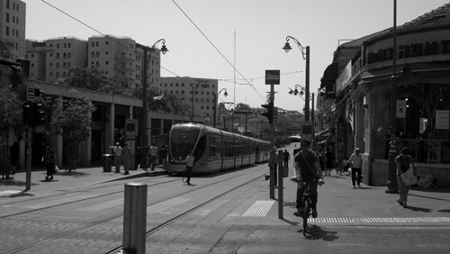 Downtown Jerusalem 2013 Photo: Aryeh Savir