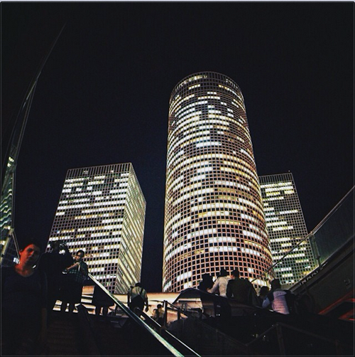 Tel Aviv at night: Cristoffer Collin, @wisslaren