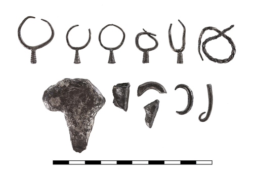 3,200 year-old earrings
