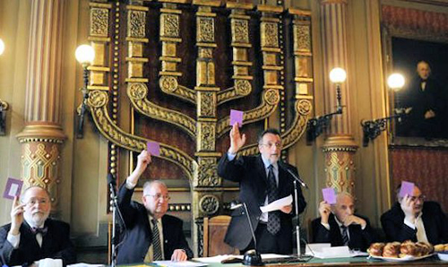 Hungarian Jews vote to boycott whitewashed Holocaust observance