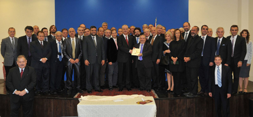 Palestinian PM Rami Hamdallah (center) with the delegation (Photo: Andres Lacko)