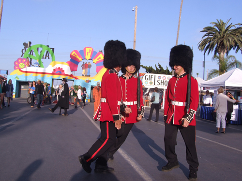 Ex-Changing The Guard (Photo: Donald H. Harrison)