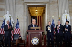 President Peres at lectern is applauded by congressonal leaders, from left John Boehner, Harry Reid, Mitch McConnell, Eric Cantor