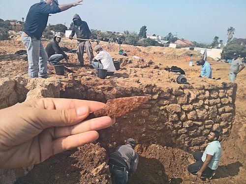 Archaelogical dig in Israeli town near Gaza