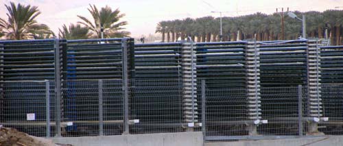 Algae growing frames – Kibbutz Ketura. (Photo: Michael Ordman)