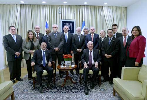 Israel's President Rivlin meets with Latin American ambassadors to Israel, Feb. 11, 2015 (Photo: GPO)