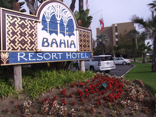 Entrance to Bahia Hotel from West Mission Bay Boulevard
