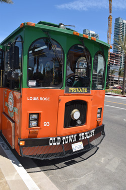 Old Town Trolley named for Jewish pioneer Louis Rose