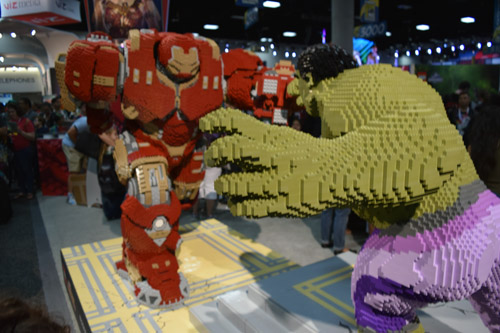 Lego Hulk vs. Lego Hulk Buster